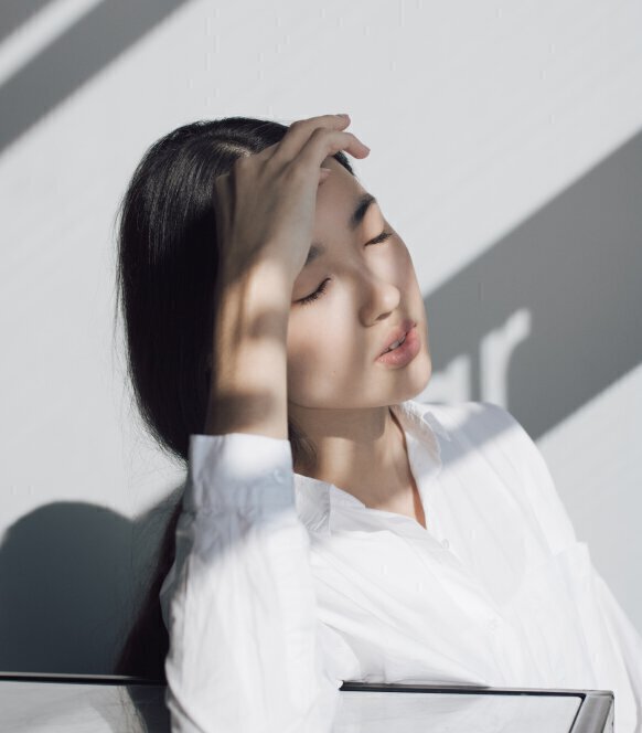 Brooklyn Plastic Surgery Model with black hair