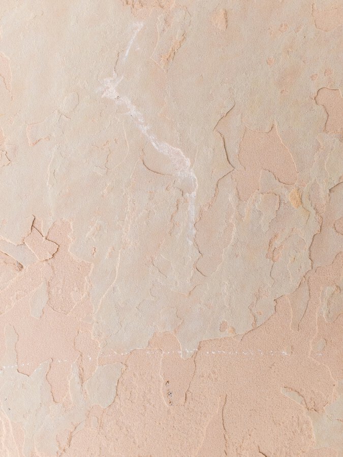 wavy line accent